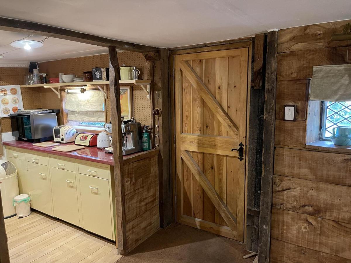 Remarkable Boultons Barn With Hot Tub 牛顿阿伯特 外观 照片